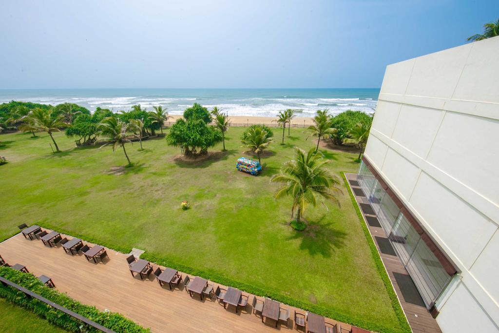 Citrus Waskaduwa Hotell Bentota Exteriör bild