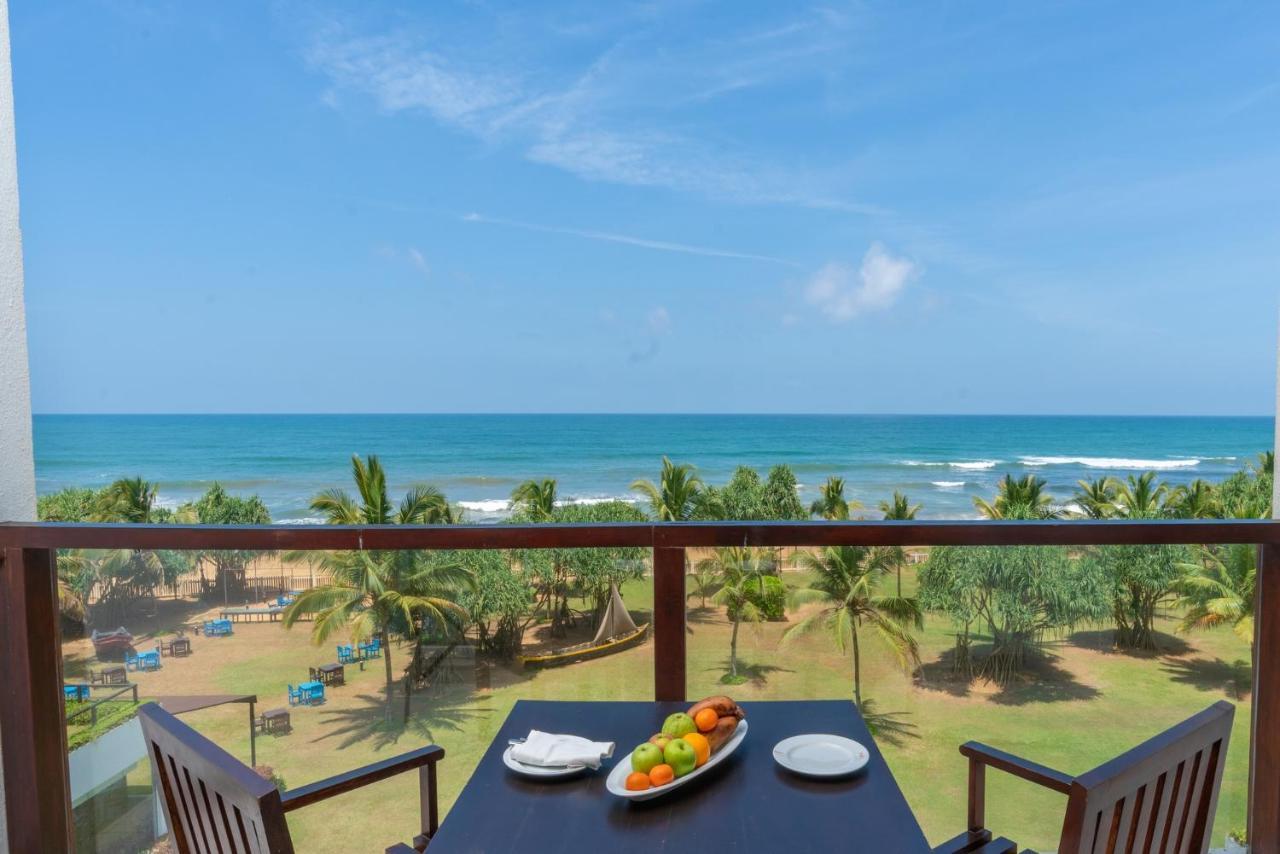 Citrus Waskaduwa Hotell Bentota Exteriör bild